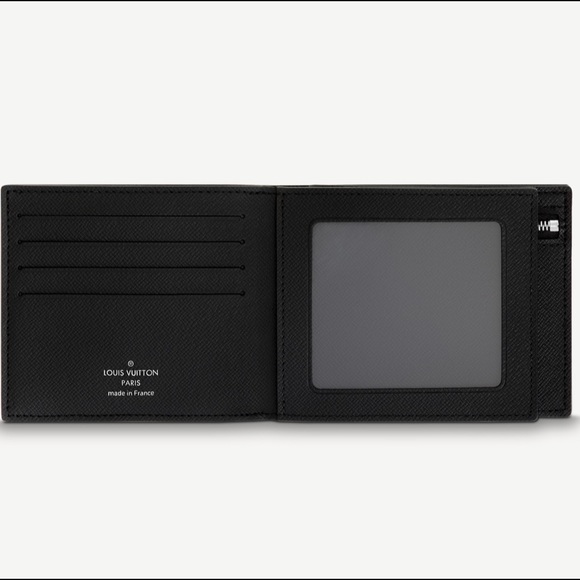 Louis Vuitton Amerigo NM Taiga Noir Wallet